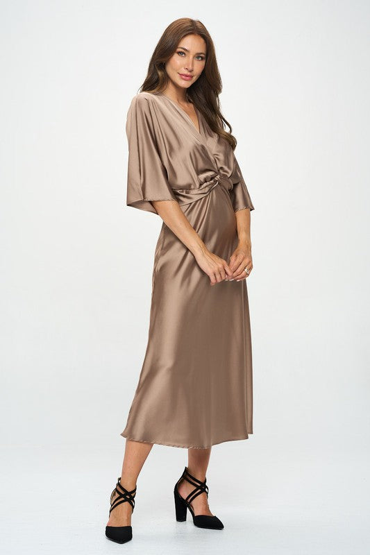 Amélie & Rose™ | Relaxed Elegance – Satin Dress with Twisted Front