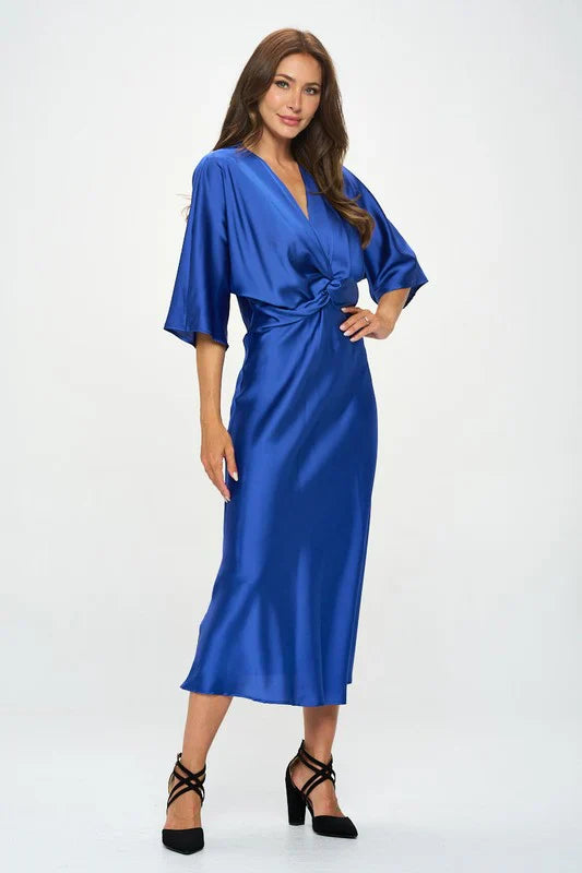 Amélie & Rose™ | Relaxed Elegance – Satin Dress with Twisted Front