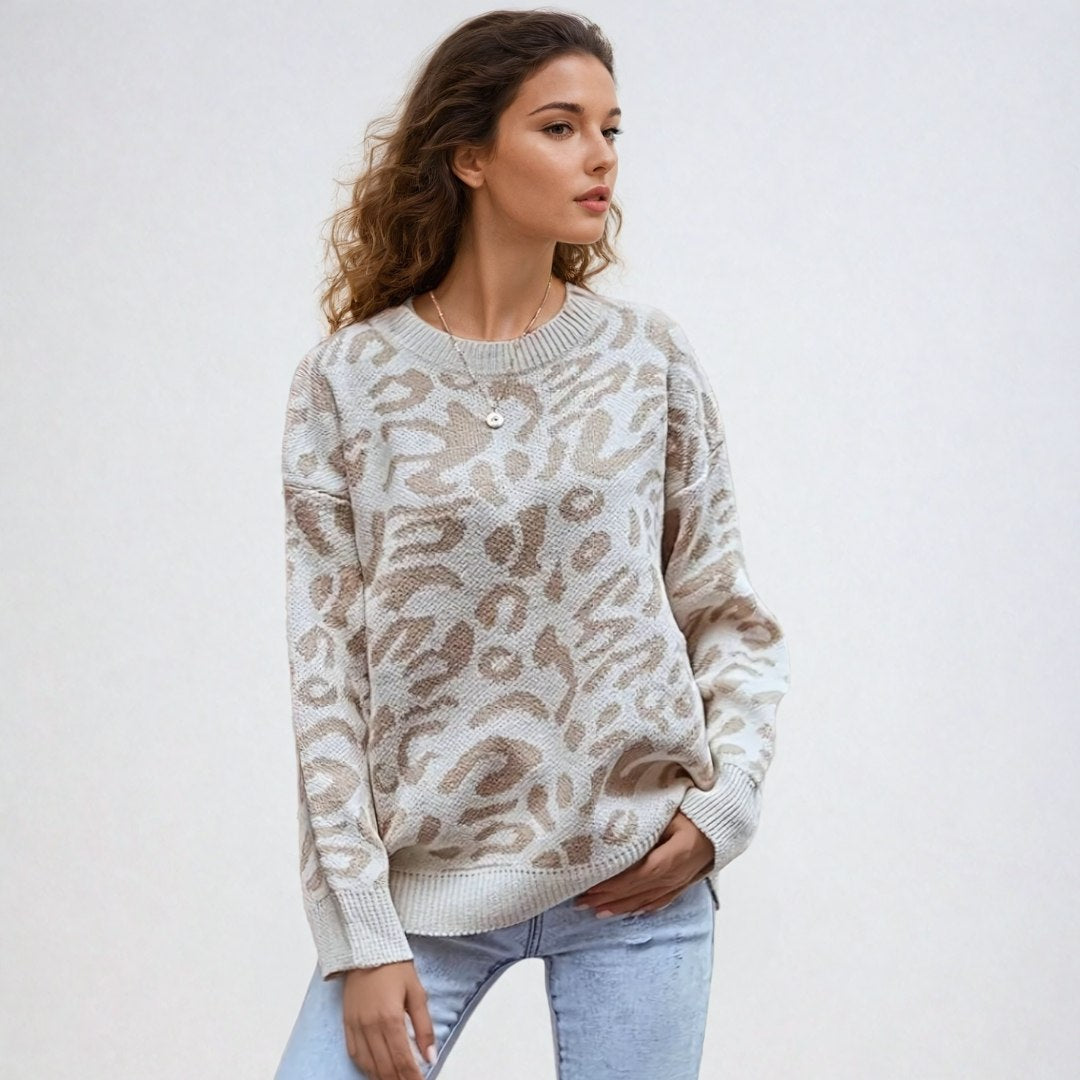 Amélie & Rose™ | Isabelle - Leopard Print Sweater
