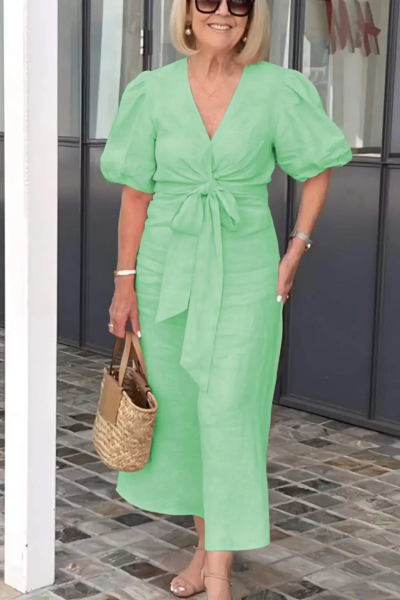 Amélie & Rose™ | Natasha Elegant V-Neck Dress