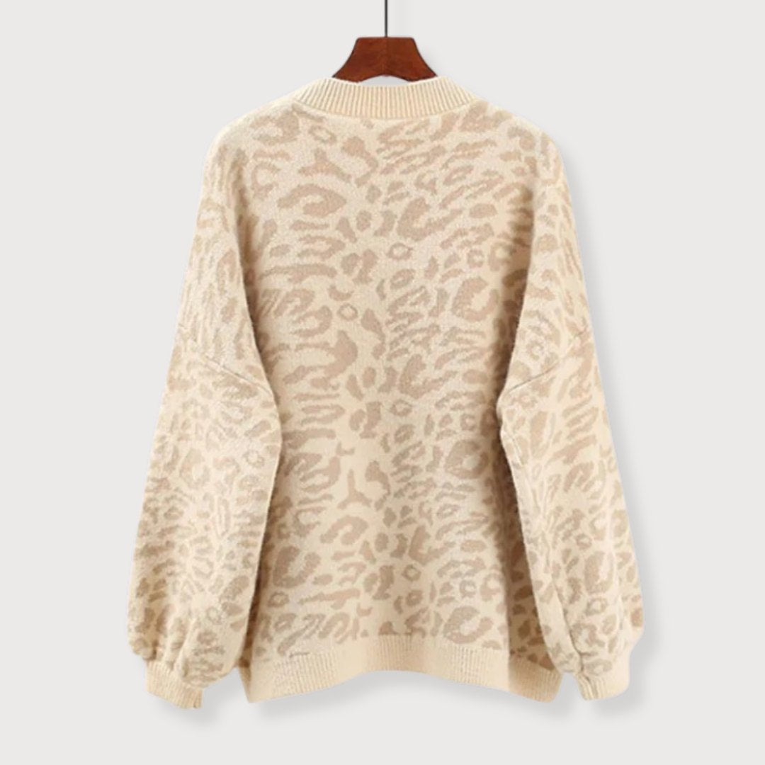 Amélie & Rose™ | Isabelle - Leopard Print Sweater