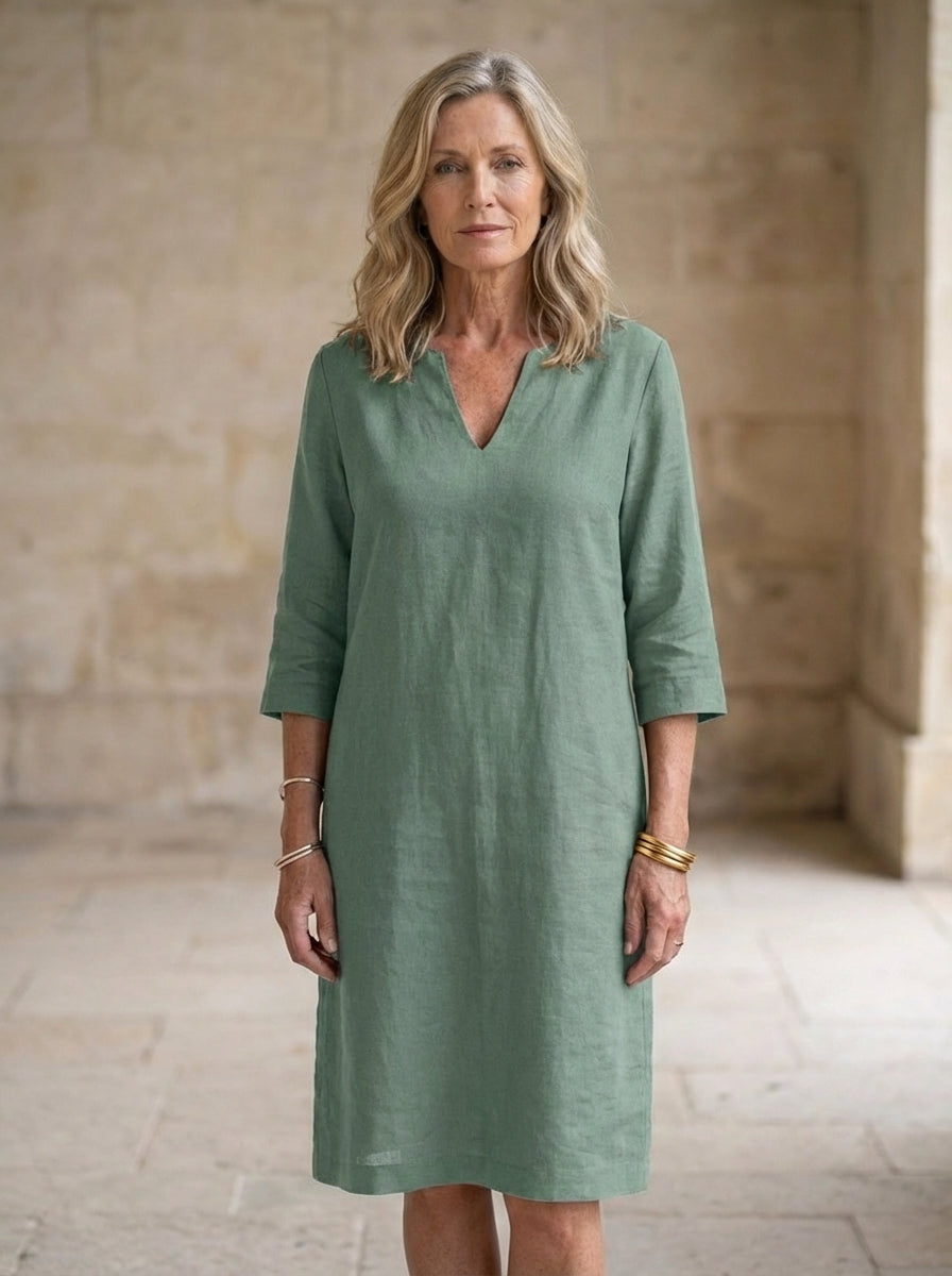 Amélie & Rose | Beth Relaxed V-Neck Dress