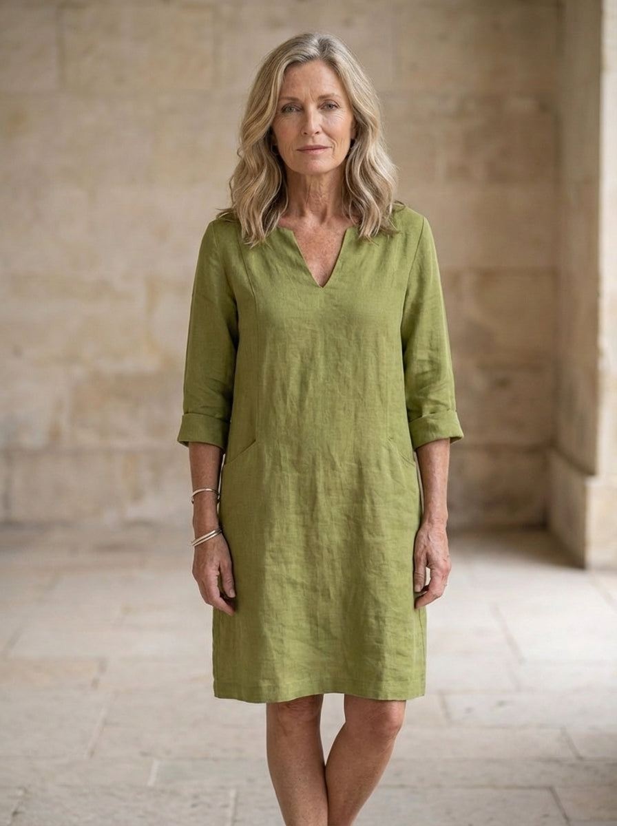 Amélie & Rose | Beth Relaxed V-Neck Dress