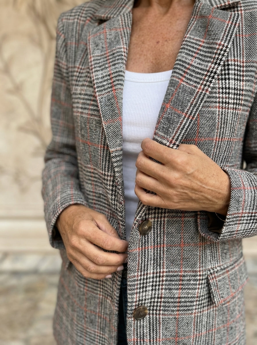 Amélie & Rose | Classic Plaid Blazer