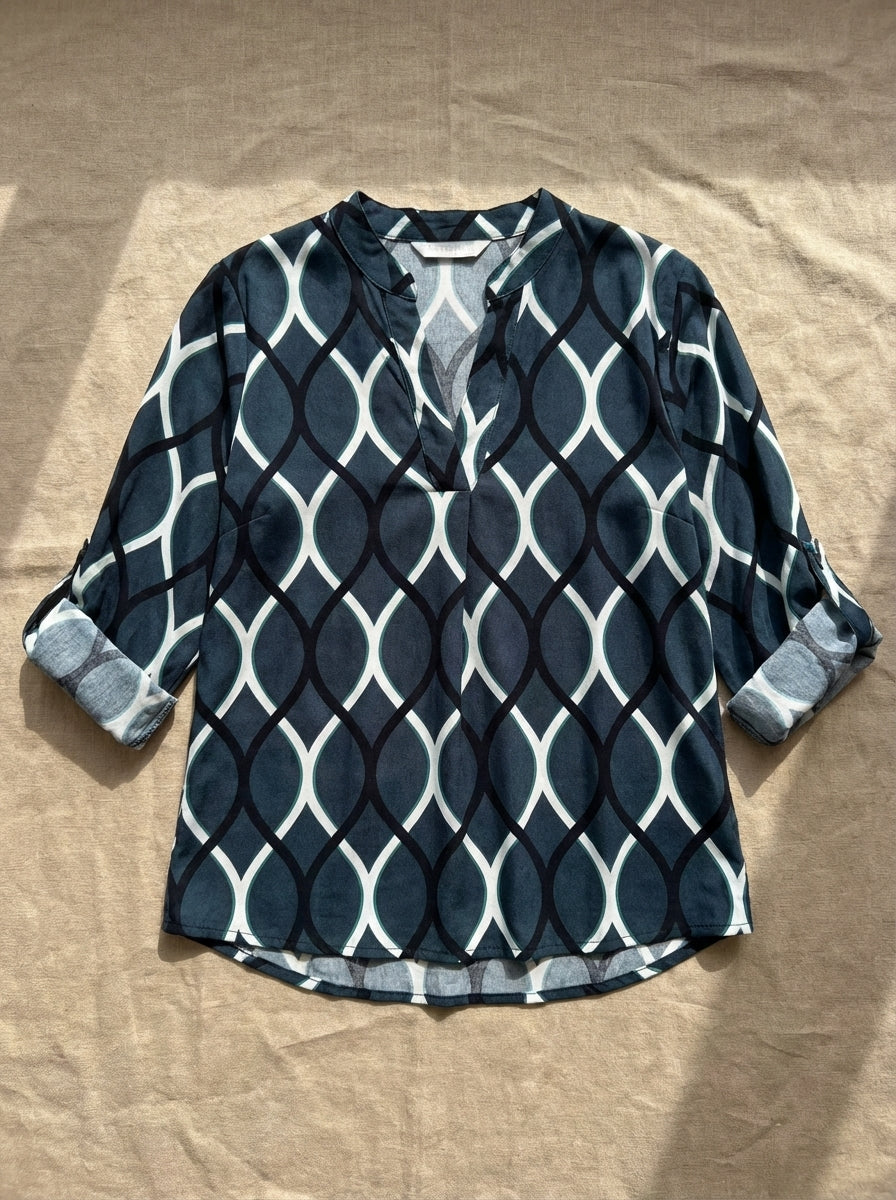 Amélie & Rose | Marisol Blouse with Graphic Print